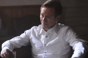 Peter Outerbridge as Henrik