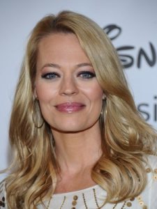 Jeri Ryan