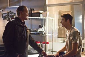 The Flash -- "Gorilla Warfare" -- Image FLA207B_0019b.jpg -- Pictured (L-R): John Wesley Shipp as Henry Allen and Grant Gustin as Barry Allen -- Photo: Cate Cameron/The CW -- ÃÂ© 2015 The CW Network, LLC. All rights reserved.