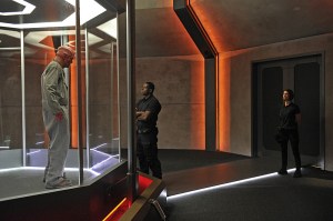 "Human For a Day" -- Alex's mistrust of Hank reaches a breaking point when the earthquake traps them in the DEO with Jemm (Charles Halford), a powerful alien escapee, on SUPERGIRL, Monday, Dec. 7 (8:00-9:00 PM, ET/PT) on the CBS Television Network. Pictured left to right: Charles Halford, David Harewood and Chyler Leigh Photo: Darren Michaels/Warner Bros. Entertainment Inc. ÃÂ© 2015 WBEI. All rights reserved.