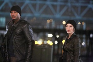 The Flash -- "King Shark" -- Image FLA215b_0152b -- Pictured (L-R): David Ramsey as John Diggle and Audrey Marie Anderson as Lyla -- Photo: Bettina Strauss/The CW -- ÃÂ© 2016 The CW Network, LLC. All rights reserved.