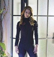 "Falling" -- Kara (Melissa Benoist, pictured) turns on her friends and the citizens of National City after being exposed to Red Kryptonite makes her malicious and dangerous, on SUPERGIRL, Monday, March 14 (8:00-9:00 PM, ET/PT) on the CBS Television Network. Photo: Sonja Flemming/CBS é2016 CBS Broadcasting, Inc. All Rights Reserved
