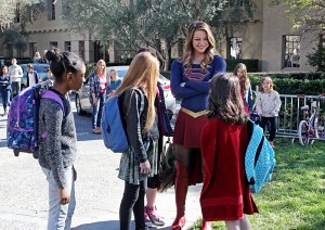 "Falling" -- Kara turns on her friends and the citizens of National City after being exposed to Red Kryptonite makes her malicious and dangerous. Also, Cat appears on THE TALK to discuss Supergirl, on SUPERGIRL, Monday, March 14 (8:00-9:00 PM, ET/PT) on the CBS Television Network. Photo: Michael Yarish/CBS ÃÂ©2016 CBS Broadcasting, Inc. All Rights Reserved