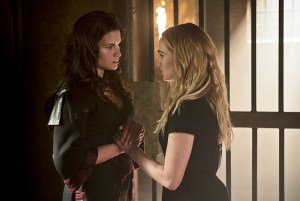 DC's Legends of Tomorrow --"River of Time"-- Image LGN114a_0405b.jpg -- Pictured (L-R): Katrina Law as Nyssa al Ghul and  Caity Lotz as Sara Lance/White Canary -- Photo: Diyah Pera/The CW -- ÃÂ© 2016 The CW Network, LLC. All Rights Reserved.