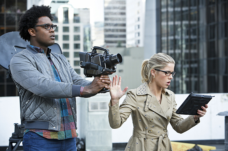 Arrow -- "Schism" -- Image AR423a_0069b.jpg -- Pictured (L-R): Echo Kellum as Curtis Holt and Emily Bett Rickards as Felicity Smoak -- Photo: Bettina Strauss/The CW -- ÃÂ© 2016 The CW Network, LLC. All Rights Reserved.