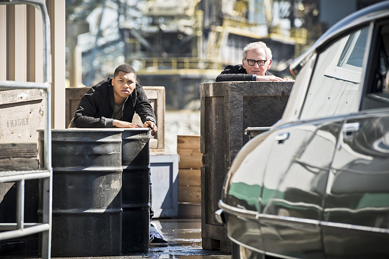 DC's Legends of Tomorrow --"Legendary"-- Image LGN116b_0138b.jpg -- Pictured (L-R): Franz Drameh as Jefferson "Jax" Jackson and Victor Garber as Professor Martin Stein -- Photo: Dean Buscher/The CW -- ÃÂ© 2016 The CW Network, LLC. All Rights Reserved.