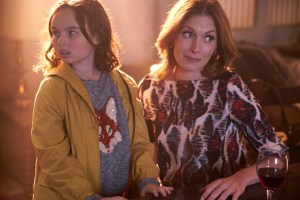 Skyler Wexler as Kira and Lauren Hammersley as Adele